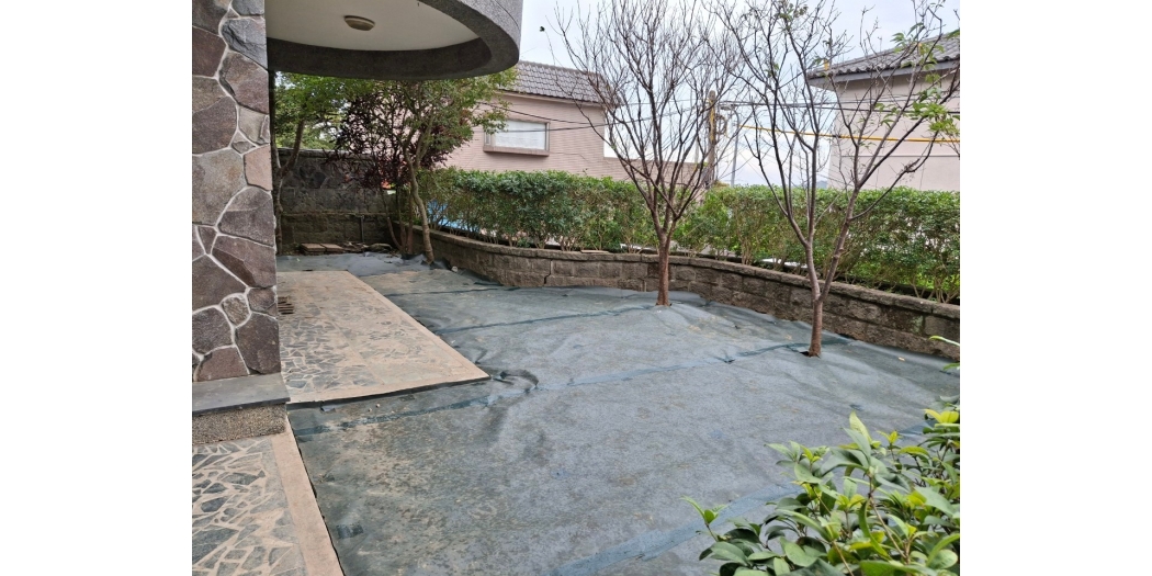 白崎防草布